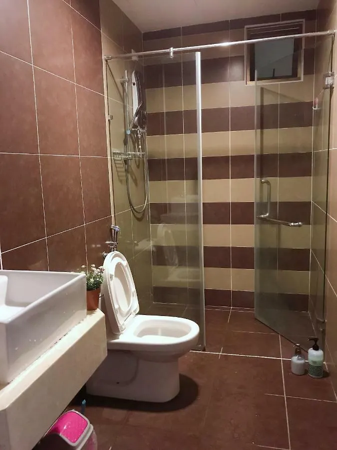 Bukit Indah @ Nusa Bestari / 5Min Aeon Cozy Homestay 3Br 6Pax Johor Bahru