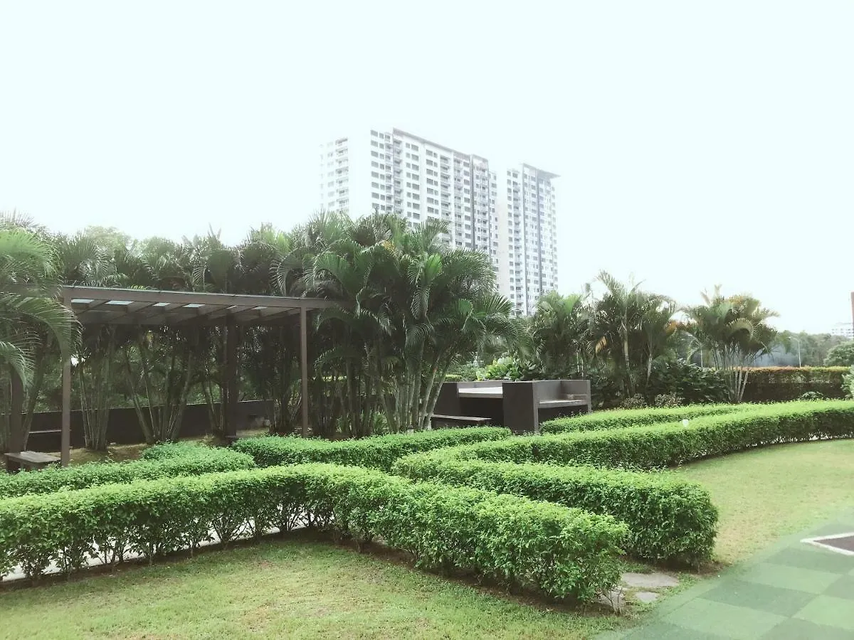 Bukit Indah @ Nusa Bestari / 5Min Aeon Cozy Homestay 3Br 6Pax Johor Bahru Apartment