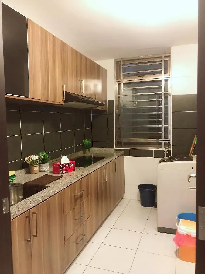 Bukit Indah @ Nusa Bestari / 5Min Aeon Cozy Homestay 3Br 6Pax Johor Bahru 0*,  Malaysia
